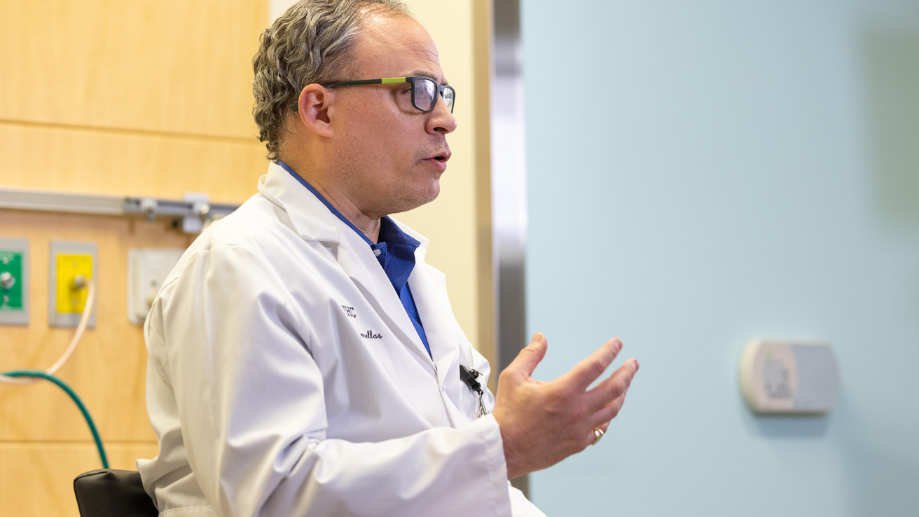 Dr comellas talking